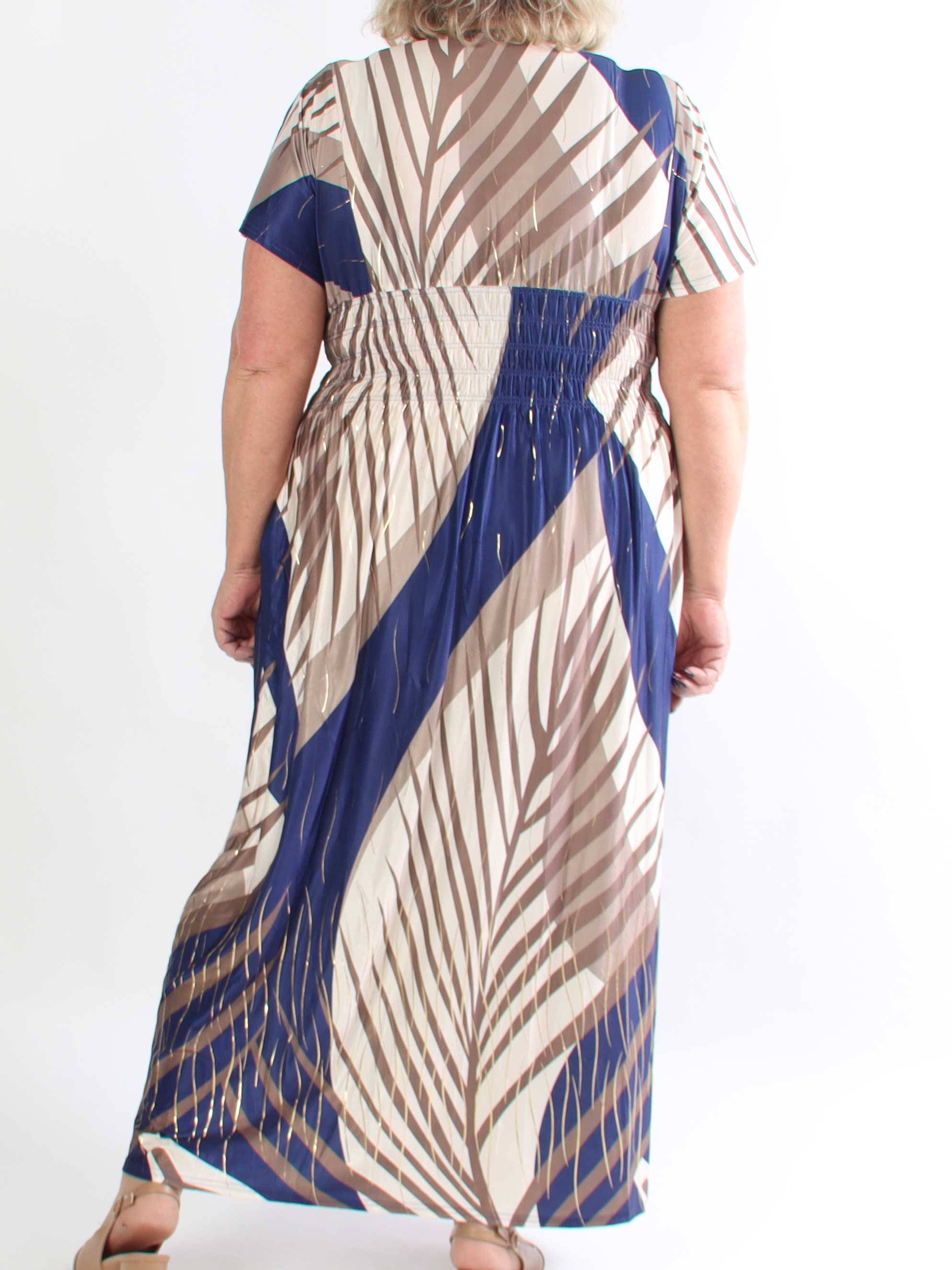 Pams Figure - Lang mønstret pus size kjole med lommer